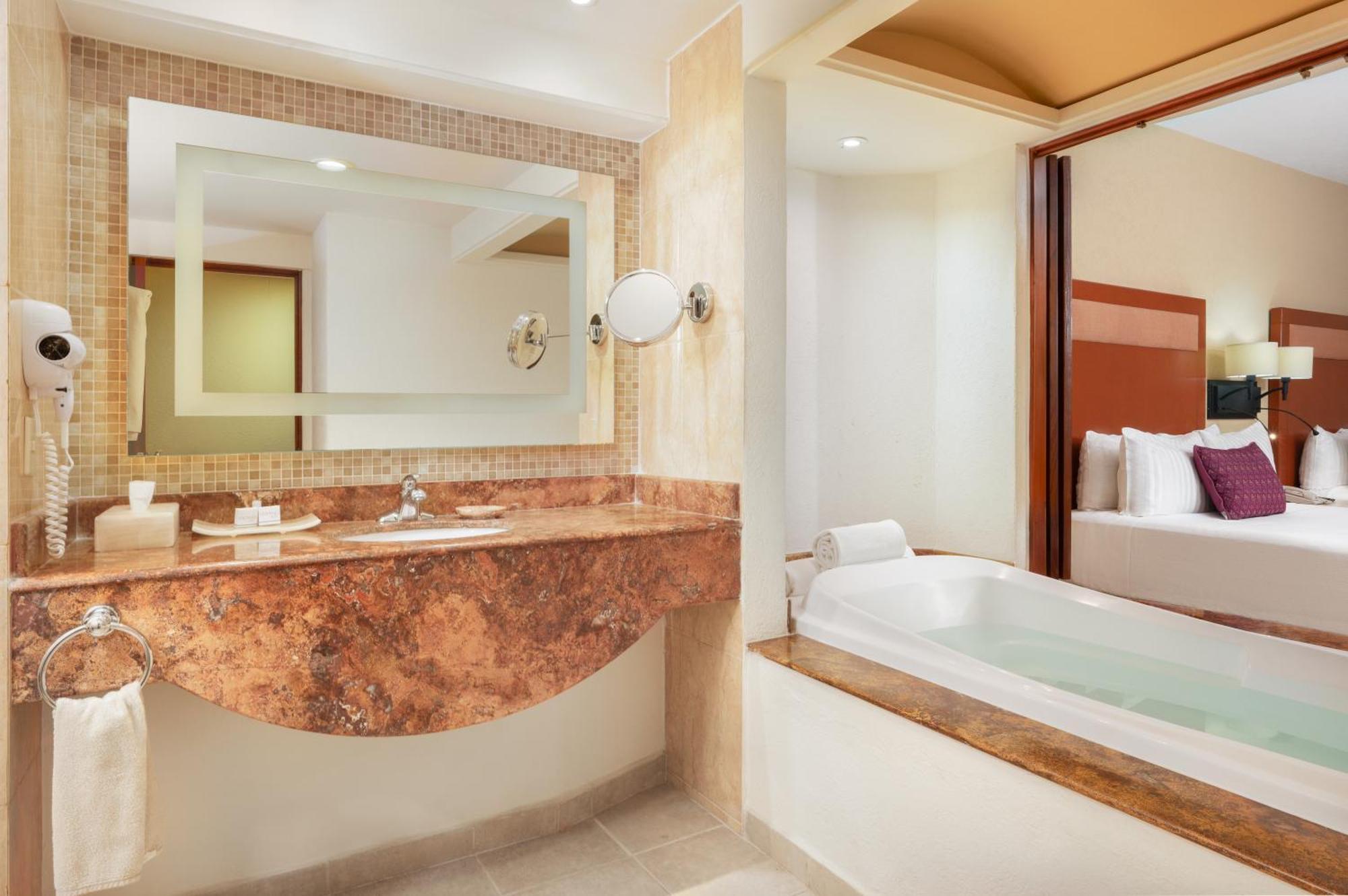 Deluxe Ocean View Room
